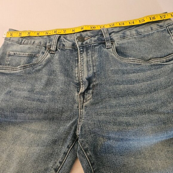 Buffalo David Bitton Women's Size 34  Blue Wide Leg Pants with Casual Fading - Picture 11 of 11